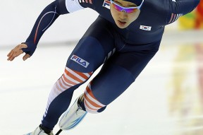 东契奇迎来五赛季出色发挥，C9观众热烈欢呼！